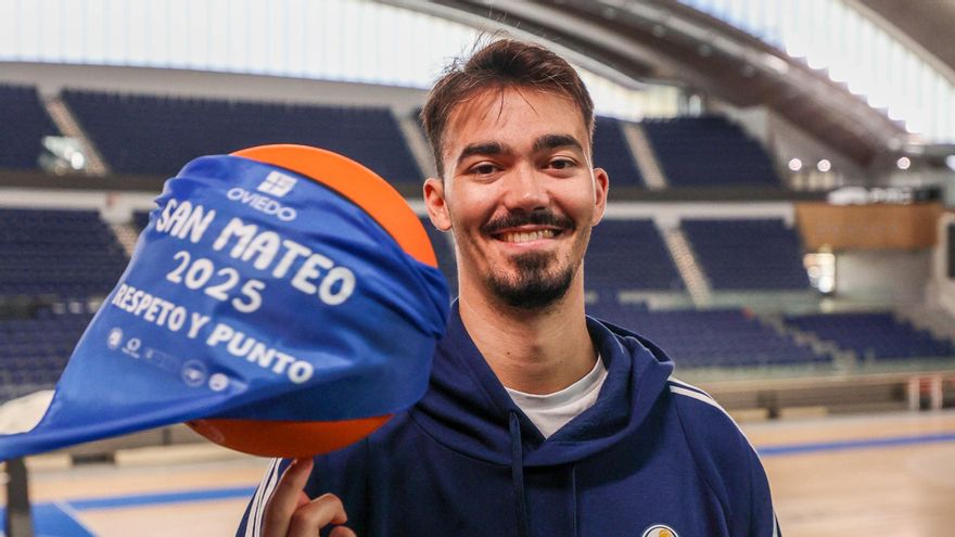 El test de San Mateo con Robert Cosialls: «Lo importante de un outfit para San Mateo es que no sea blanco»