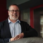 Julio Bobes Bascarán, coordinador de la mesa de turismo de FADE: «Hay que reformular la forma de vender al turista nuestros espacios naturales»