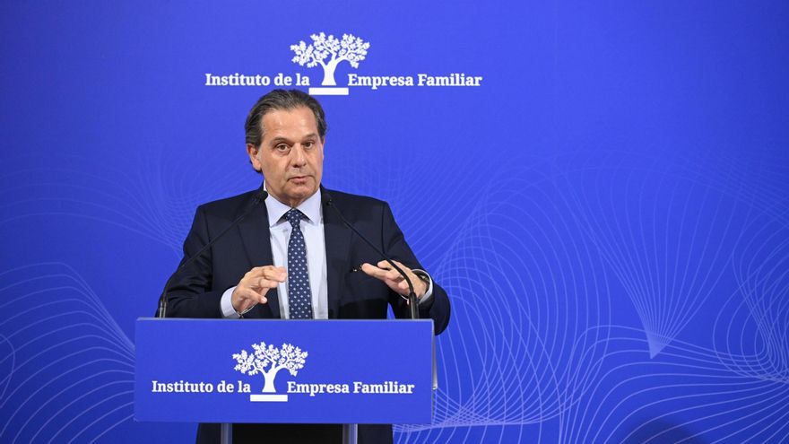 Feijóo asiste a la cita anual de las empresas familiares que inaugurará el Rey y el ministro Jordi Hereu