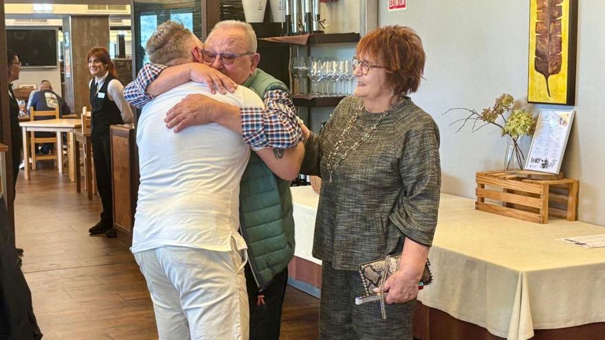 Redoble emocionado para Titi: la música asturiana homenajea al baterista de «Los Archiduques» y la orquesta «Principado»
