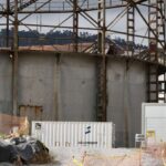 “Los técnicos confirman: la marquesina y el gasómetro de la Fábrica de Gas de Oviedo están en ruina irrecuperable”