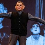 Joan Font, el fundador de «Els Comediants» vuelve a Avilés: «‘El vendedor de humo’ es una forma mía de decir adiós a la interpretación»