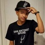La Policía detiene a cuatro personas por el asesinato de un joven de 20 años cuando hacía la compra con su madre
