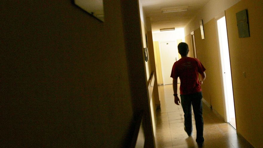 El albergue de Oviedo ya ha atendido este año a más de 1.400 personas sin hogar: «Estamos desbordados»