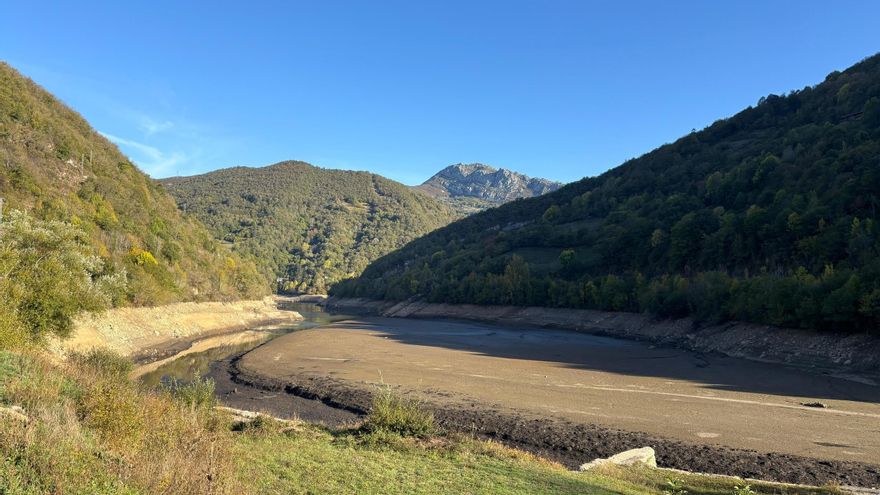 El grifo de Asturias, con poca agua: la sequía empieza a afectar a los embalses que dan de beber a la región, a poco más del 55% de su capacidad