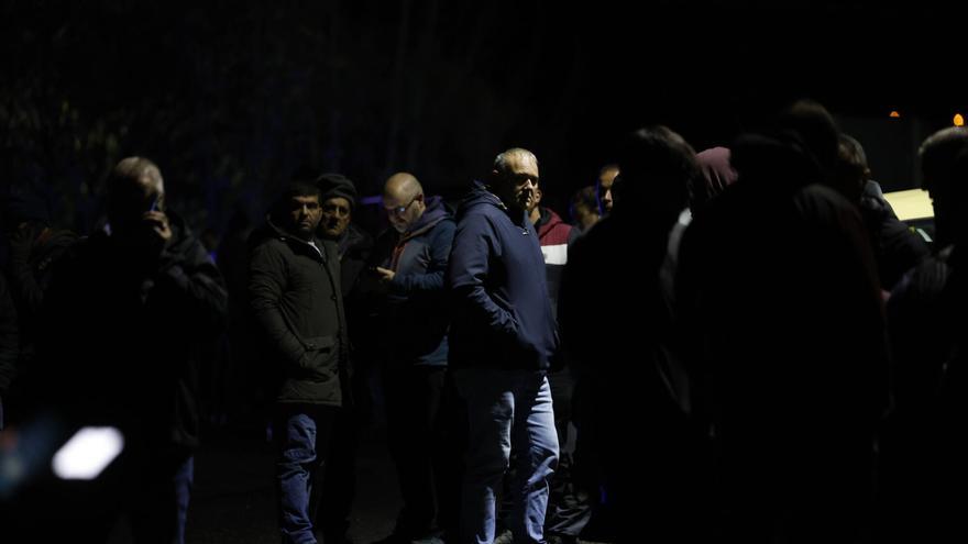 Dolor y rabia en la mina del accidente mortal en Cangas del Narcea: ”No sé qué le pasa a Santa Bárbara con nosotros…”
