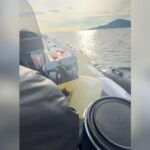 Narcos en TikTok: un piloto cruza el Estrecho para llevar garrafas con gasolina a las lanchas que esperan la droga en alta mar