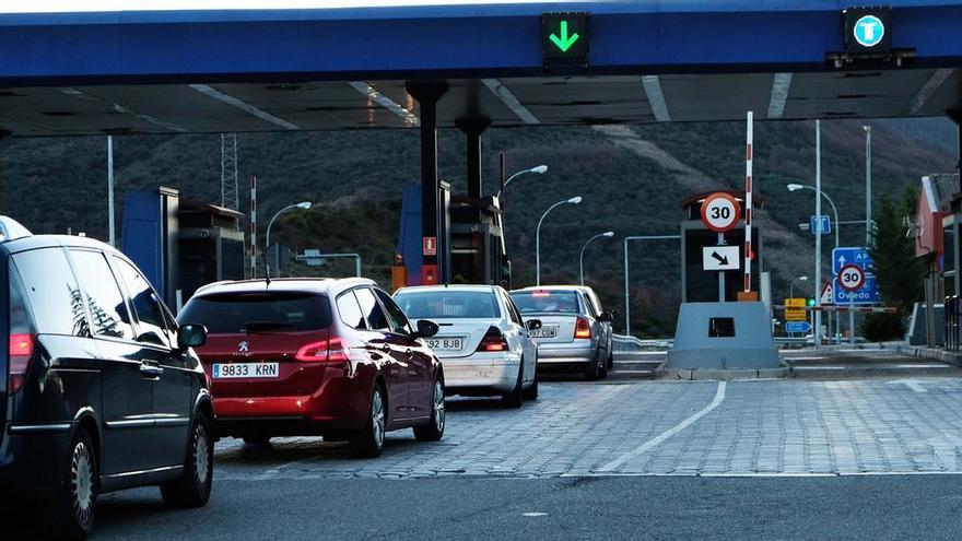 Transportes hace oídos sordos a la nueva estrategia de Barbón para anular el peaje del Huerna y el Principado promete seguir con la «presión política»