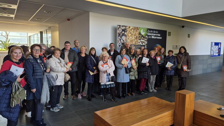 Aulas llenas y cerebros activos: así crece el programa de mayores en el campus de Mieres