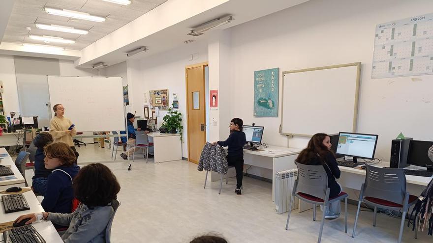 Salas ofrece nuevos talleres para dominar las herramientas digitales