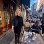 Malestar entre los hosteleros de Langreo por la norma que obliga a alejar las terrazas de las fachadas de los bares: «Es una faena»