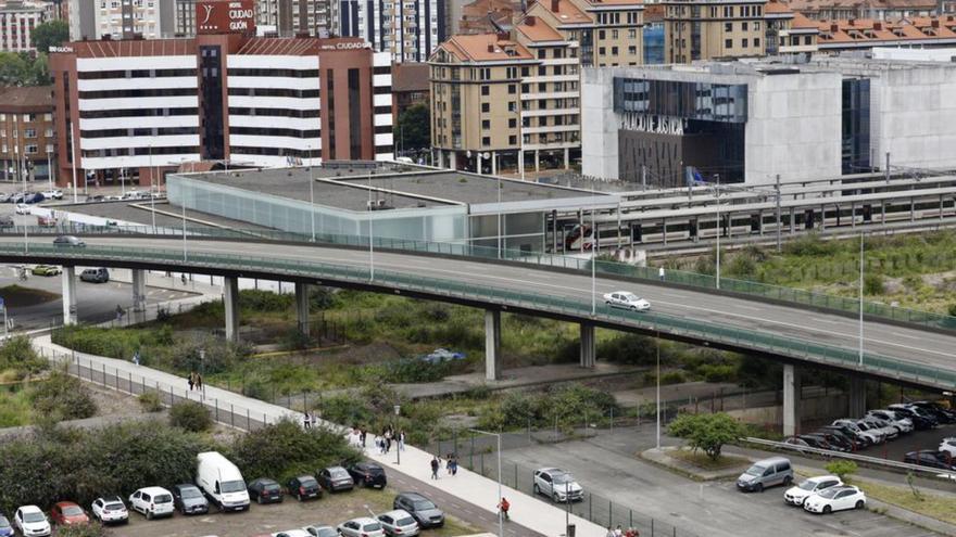 La ciudad de Gijón pide elevar la presión sobre el Ministerio para ver avances en el plan de vías y los accesos al Musel: «Hay que dar un paso más»