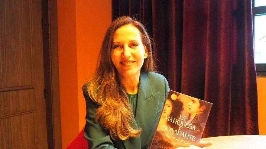 Encuentro con la historiadora y escritora María José Rubio, autora de “La marquesa y Bonaparte”