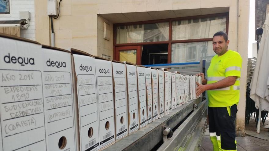 Así fue el traslado del archivo municipal de Grado