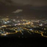 Una lluvia sorpresa de fuegos artificiales abre el día del Centenario del Real Oviedo: así fue el acto de Fondo Norte en 25 puntos de la ciudad