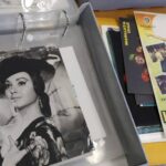 La vida en imágenes de Marujita Díaz está en Gijón, en el Muséu del Pueblu d’Asturies: estas son las fotos salvadas tras su muerte de un cubo de basura en Madrid