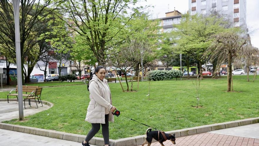 El parque Electra, en El Llano, luce nueva cara tras la reforma (en imágenes)