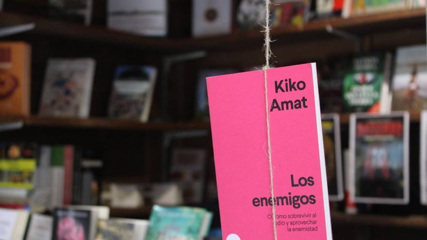 Les novedaes de la Feria del Llibru d’Uviéu: nuevu allugamientu, cincuenta casetes y nuevu nome