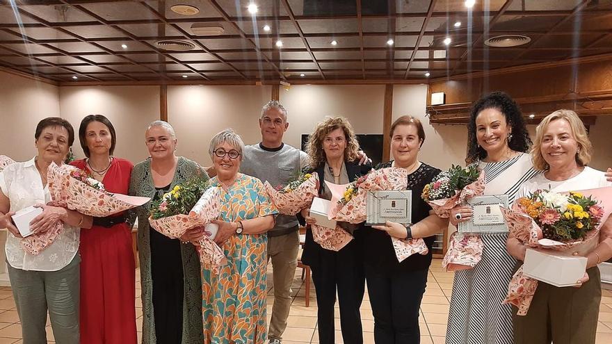 Llanera homenajea a los funcionarios por Santa Rita