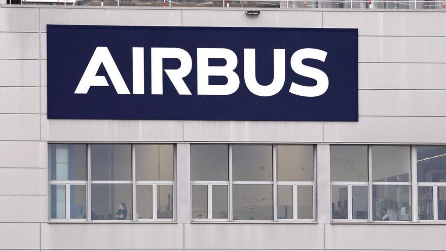 Inspeccionan cinco aviones Airbus A380 por sospecha de fisuras en el ala