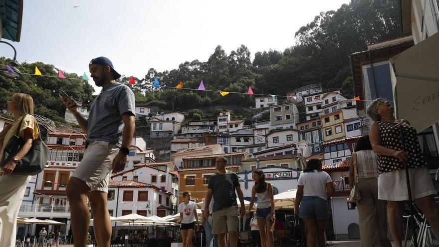 ¿Tendrán que pagar los asturianos la tasa turística si realizan una escapada dentro de su propia región?