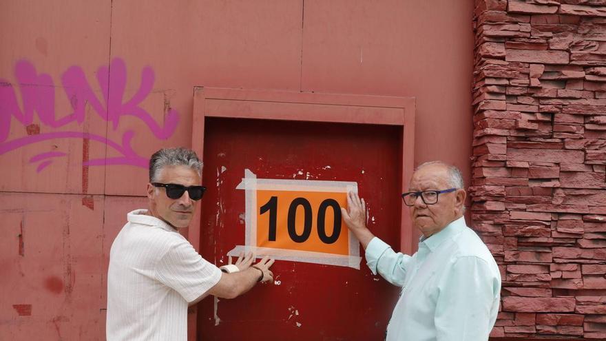 La Calzada clama contra los 100 días «de silencio» de Óscar Puente y prepara dos nuevos actos reivindicativos: «Tiene una deuda moral con Gijón»