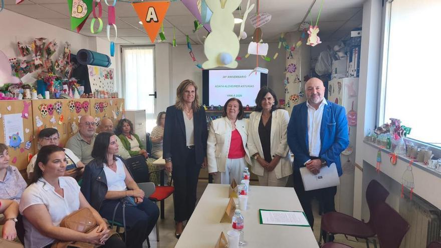 Tres décadas de «esfuerzo, trabajo y alegrías»: la Asociación Democrática Asturiana de Familias con Alzhéimer conmemora en Gijón sus 30 años de recorrido
