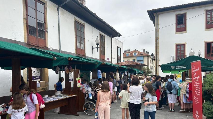 EN IMÁGENES: Feria de asociaciones de Villaviciosa
