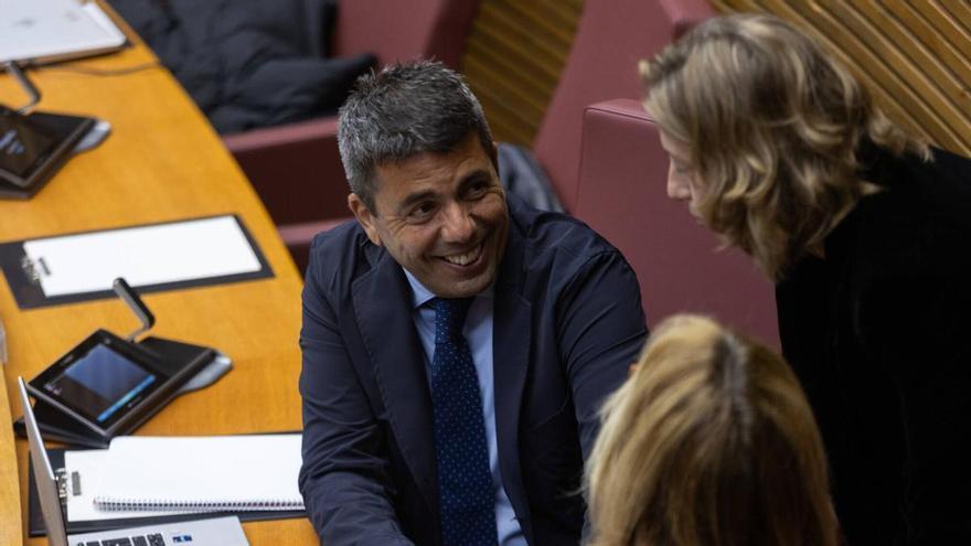 La jueza de la dana fuerza a Mazón a decir si entrega sus ‘whatsapps’ ahora que ya se ha personado