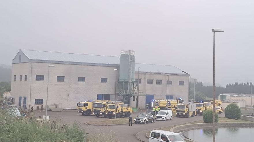 CCOO señala a FACSA y al Consorcio de Aguas tras el incendio de la Maqua