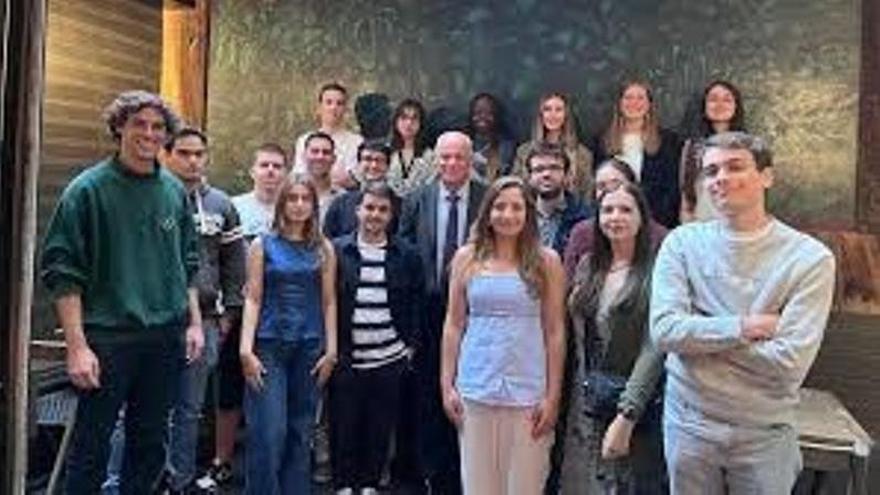 40º años de Asturias en la Unión Europea: Los jóvenes asturianos ante el europeísmo