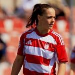Paula Roldán, de la Liga F a reforzar el centro del campo del Oviedo Femenino