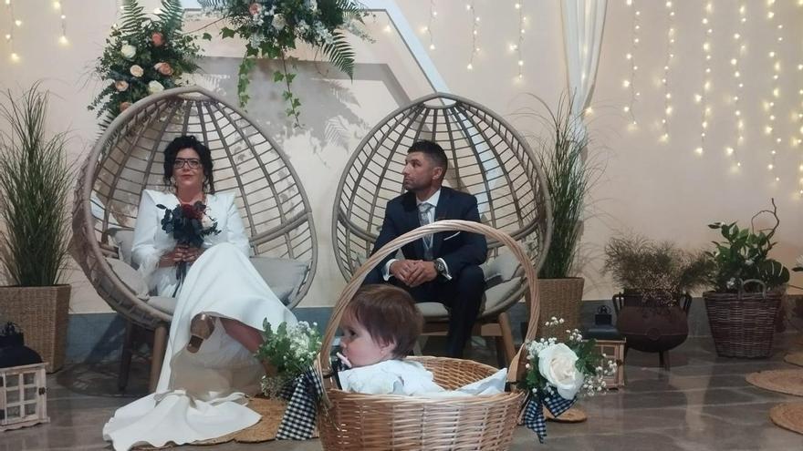 «Estaban destinados el uno para el otro»: la boda de dos amigos de toda la vida que se dieron el «sí quiero» en Llanera