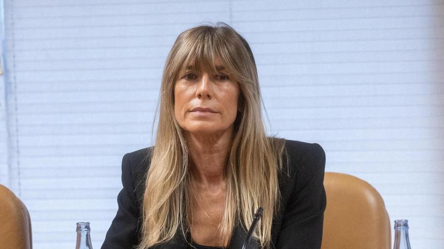 Peinado pide a Begoña Gómez que justifique que sólo viajó a la graduación de su hija