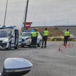 La multa de 600 a 3.000 euros que va a llegar a los conductores en las próximas horas tras el aviso de la DGT en los paneles de las carreteras: la Guardia civil busca el papel