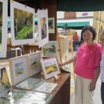 Villaviciosa llena de arte el casco histórico con la VII Feria de la Acuarela: mucho público en una cita que se prolonga todo el fin de semana