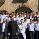 De México a Covadonga: el viaje que acerca a 28 jóvenes a la tierra de sus antepasados