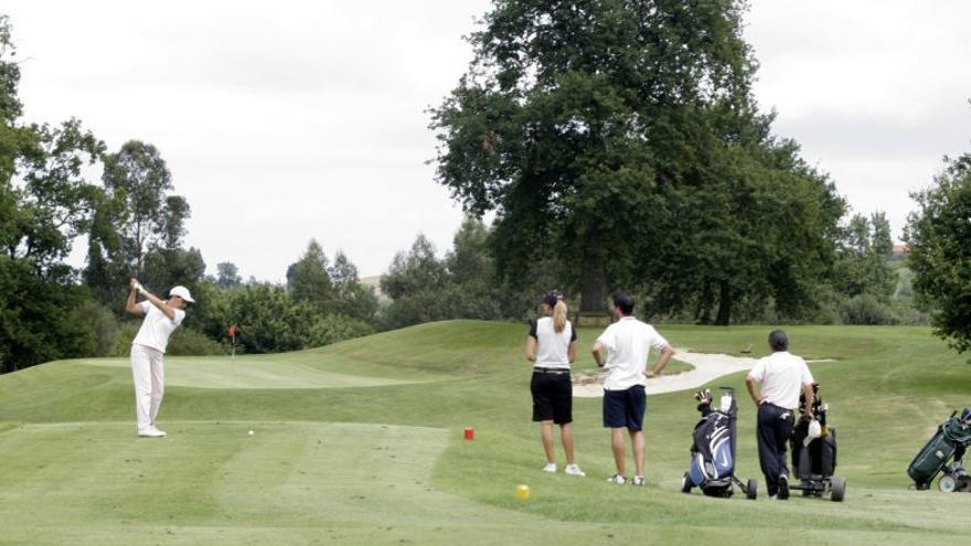Abierta la inscripción para la quinta edición del torneo de golf de Amichen en beneficio a un programa de la Fundación del Sporting