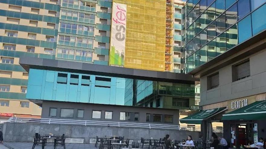 Podemos denuncia humedades y averías en la sede del centro de mayores y la asociación vecinal de La Arena