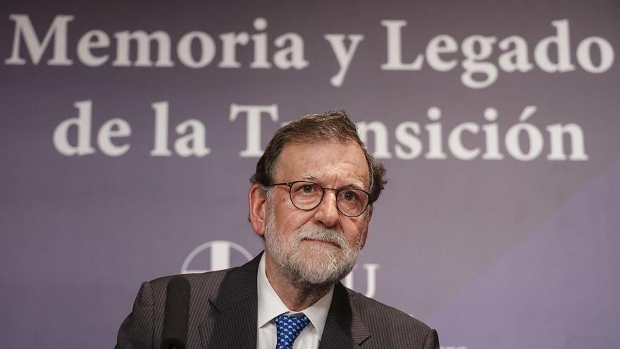 Pedro Sánchez acusa a Rajoy de hacer «declaraciones xenófobas» tras su polémico artículo sobre la selección francesa