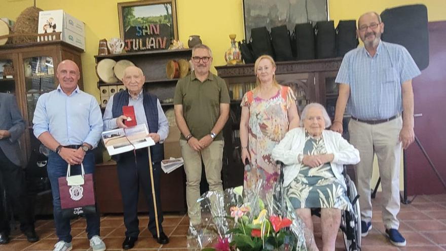 Tributo a los mayores de «San Julián» de Roces