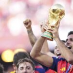 El Barcelona se cruza en el fichaje de Rodri por el Real Madrid y sueña con vestir de azulgrana al Balón de oro del Mundial